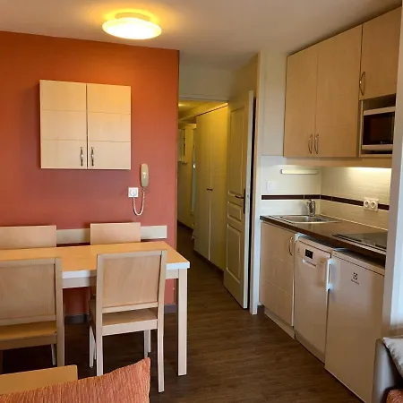 Appartement Cap Esterel 2 Pieces Avec Terrasse Et Parking - Fr-1-504-612 Saint-Raphaël